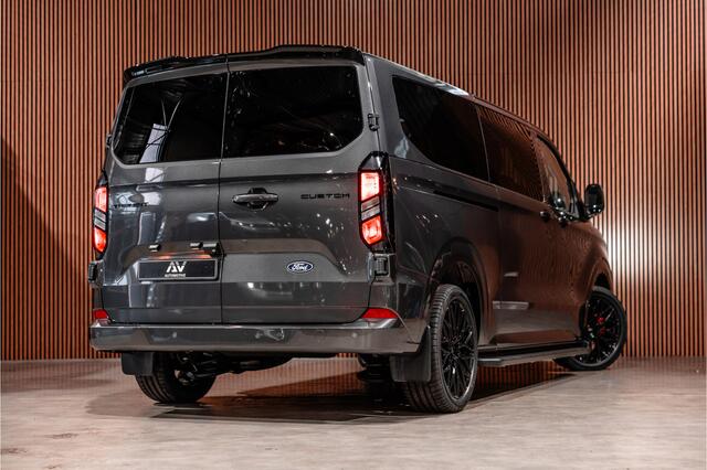 Ford TRANSIT CUSTOM 320 2.0 TDCI 150 PK L2H1 Limited | 6-zitter | ACC | Blind Spot | Navigatie | CarPlay | Camera | Trekhaak | Stoel- en stuurwielverwarming | DAB | BPM Vrij | Luxe dubbel cabine