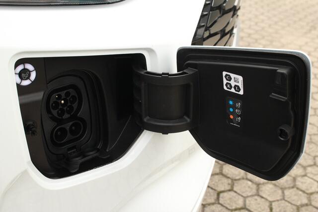 Ford TRANSIT CUSTOM E-Transit 320 L2H1 Limited DC | 71 kWh | 160kW/218pk | Driver Assist | Pro Power | Adap. Cruise | 360° Camera | Carplay/Android | Lease 824,- p/m – foto 6