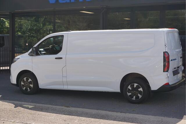 Ford TRANSIT CUSTOM 320L 218PK 71KWH Trend AUT Elektrisch BPM VRIJ!! Apple CP / Android A, LED, 2300KG Trekgewicht NR. EC01