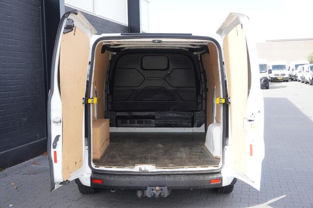 Ford TRANSIT CUSTOM 2.0 TDCI 130PK Automaat EURO 6 - Airco - Cruise - PDC - €19.950,- Excl.
