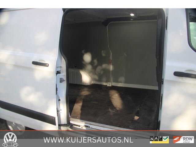 Ford TRANSIT CUSTOM 300 2.0 TDCI L2H1 Limited | Trekhaak | Cruise | EURO 6 | Camera |