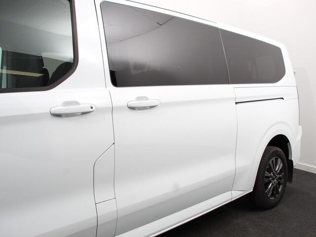 Ford TRANSIT CUSTOM e-Transit 340 L2H1 Limited 65 kWh 8 persoons Automaat Cruise Control Airco Lichtmetalen Velgen