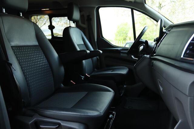 Ford TRANSIT CUSTOM 320 2.0 TDCI L1H1 185PK SPORT DC DUBBEL CABINE 5-PERS. | DUBBEL SCHUIFDEUR | CAMERA | CARPLAY | CRUISE ADAPT. | TREKHAAK