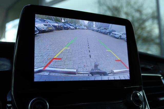 Ford TRANSIT CUSTOM 320 2.0 TDCI L1H1 185PK SPORT DC DUBBEL CABINE 5-PERS. | DUBBEL SCHUIFDEUR | CAMERA | CARPLAY | CRUISE ADAPT. | TREKHAAK