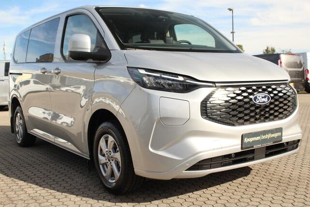 Ford TRANSIT CUSTOM E-Transit 320 L1H1 Kombi Limited | 9 persoons | 71kWh | 100kW/136pk | Trekgewicht 2300kg | Camera | Carplay/Android | Cruise | Lease 771,- p/m