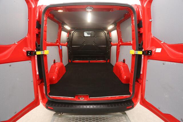 Ford TRANSIT CUSTOM 2.0 TDCI L1H1 | Automaat | Airco | Camera | Cruise | 2xSchuifdeur | 3 Zits | Carplay | Parkeersens. – foto 3