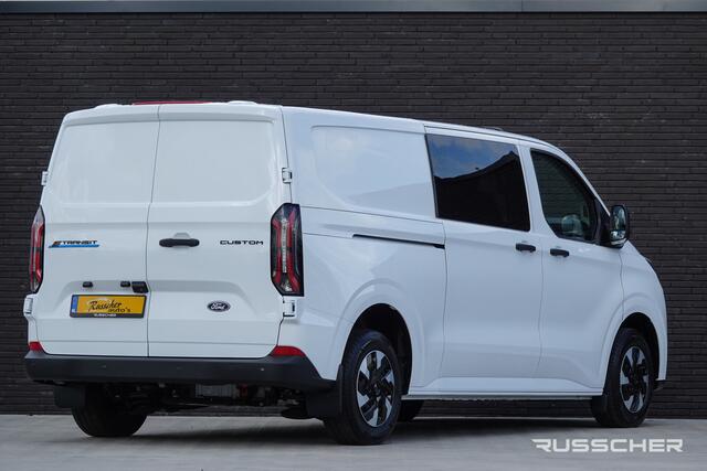 Ford TRANSIT CUSTOM E-Transit L2H1 218Pk Aut. | Dubbele Cabine | 5-Persoons | Trend 320 | 71Kwh | Pro Power On Board | Achteruitrijcamera – foto 2
