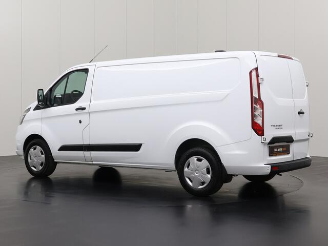 Ford TRANSIT CUSTOM 2.0TDCi 130PK Lang (2023) | Achterdeuren | Multimedia | Airco | Cruise | 3-Zits | Betimmering – foto 6