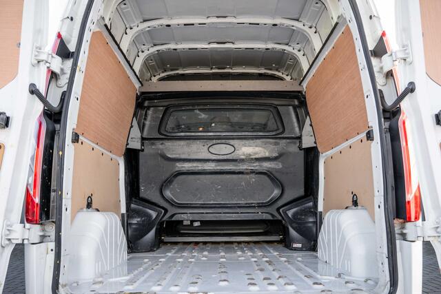 Ford TRANSIT CUSTOM 2.0 EcoBlue | L2H2 | Dubbele Cabine | Cruise | 1e Eigenaar | PDC | Stoelverw. | Airco | Trekhaak | Imperiaal – foto 10