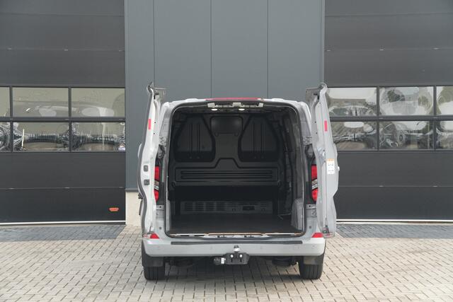 Ford TRANSIT CUSTOM 320 2.0 TDCI L2H1 Limited 170pk - Trekhaak - ACC - Blindspot - Stoel/Stuurverwarming - Sidesteps - Rijklaar – foto 7