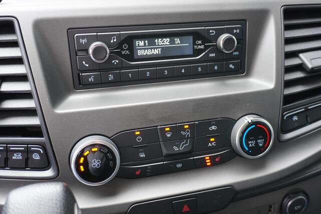 Ford TRANSIT CUSTOM 131pk Automaat L1H1 Trend Airco Cruise control Parkeersensoren Stoelverwarming Bluetooth Euro6 – foto 4