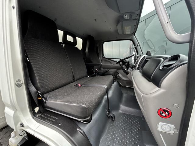 Fuso CANTER 3C15 EURO 6 / SCHUIFZIJLEN / 1e EIGENAAR / 62.654 KM !! / AIRCO / 4.155 KG LAADVERMOGEN / 3-ZITS