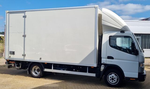 Fuso CANTER 3C13 3.0 DI 340 4x2 3,5t | AUTOMAAT | 1e Eigenaar | NL AUTO | Nette Staat | Nieuwe APK | D Hollandia Citybox met Laadklep | Automatische Airco | Achteruitrijcamera | Chauffeurstoel met horizontaalvering | Sleutels met Afstandsbediening | Verwarmde Spiegel