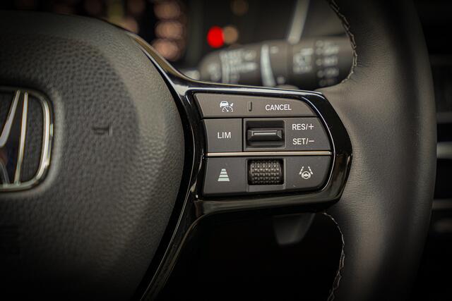 Honda CIVIC 2.0i e:HEV ADVANCE - PANORAMADAK - LEDER - FULL HYBRID