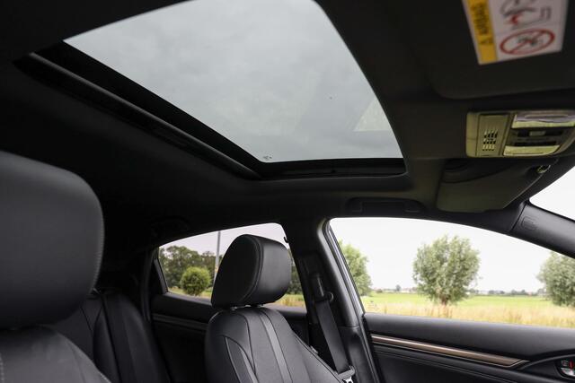 Honda CIVIC 1.0 i-VTEC Premium Aut. ? Pano ? Leder ? ACC