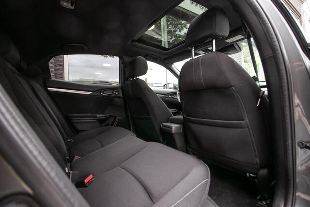 Honda CIVIC 1.5 i-VTEC Sport Plus All-in rijklaarprijs | Schuifdak | Navi