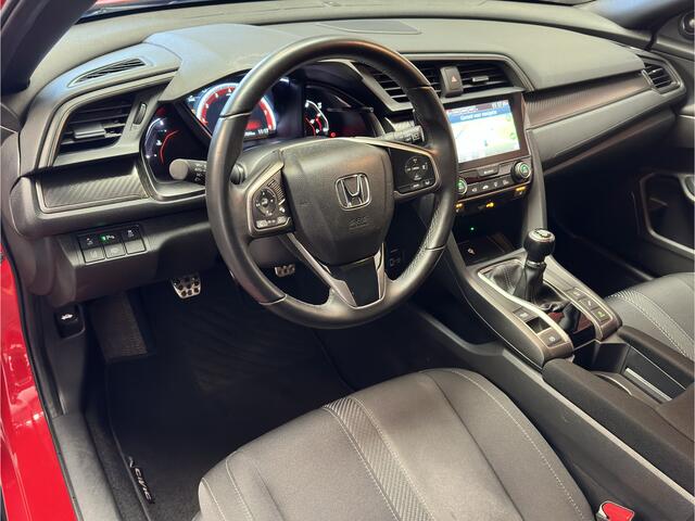 Honda CIVIC 1.5 i-VTEC SPORT 183 PK !!! NAVIGATIE ADAPTIVE CRUISE CONTROL PANORAMA SCHUIF/KANTELDAK APPLE CARPLAY/ANDROID RIJSTROOKSENSOREN KEYLESS GO ZEER MOOI !! 3010