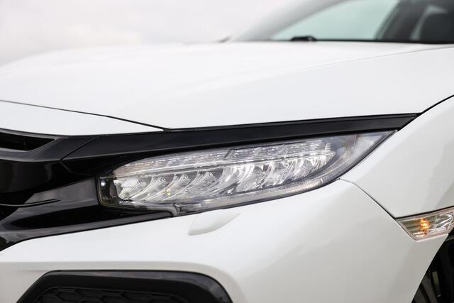 Honda CIVIC 1.0 i-VTEC Premium Aut. ? Pano ? Leder ? ACC