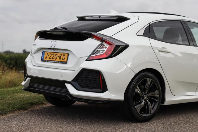 Honda CIVIC 1.0 i-VTEC Premium Aut. ? Pano ? Leder ? ACC