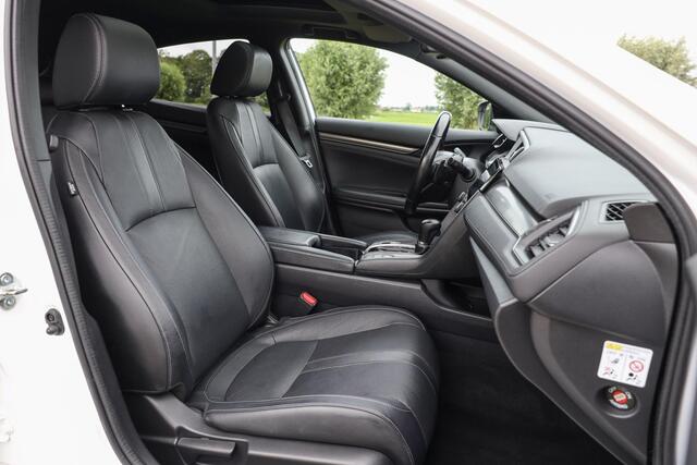 Honda CIVIC 1.0 i-VTEC Premium Aut. ? Pano ? Leder ? ACC