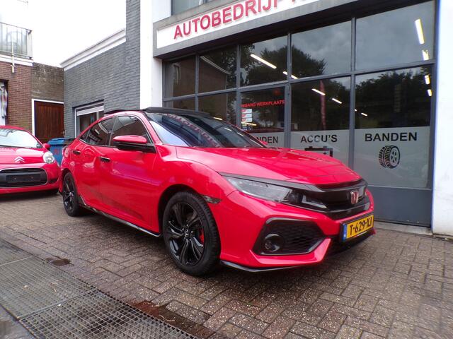 Honda CIVIC 1.5 i-VTEC Panodak Airco Vol opties Akrapovic uitlaat systeem achterruit rij camera Bom vol opties Zie onze website voor meer foto,s