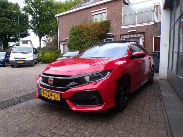 Honda CIVIC 1.5 i-VTEC Panodak Airco Vol opties Akrapovic uitlaat systeem achterruit rij camera Bom vol opties Zie onze website voor meer foto,s
