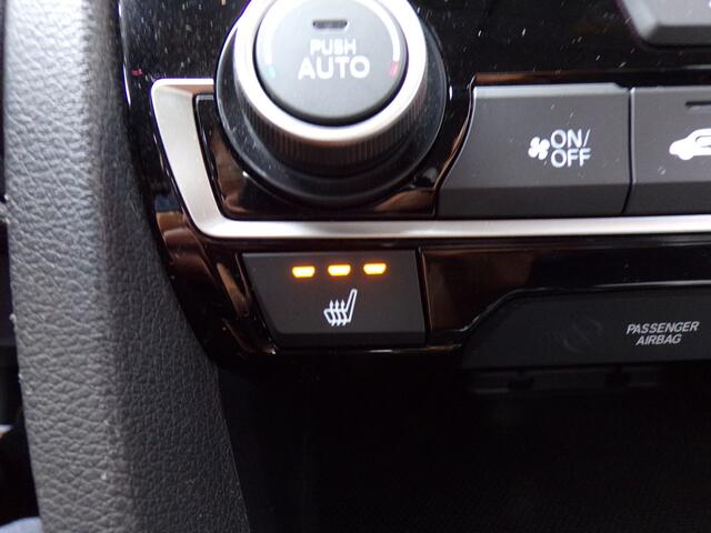 Honda CIVIC 1.5 i-VTEC Elegance Navi PDC Camera Bomvol!!!