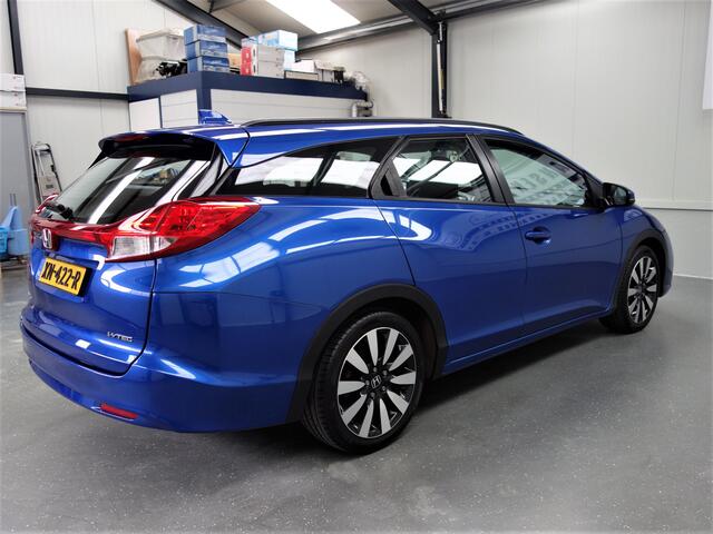 Honda CIVIC Tourer 1.8 Elegance MOOIE AUTO !! | Achteruitrijcamera | Alarmsysteem | Autonomous Emergency Braking