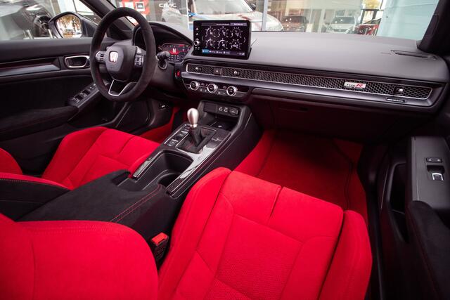 Honda CIVIC 2.0 i-VTEC Type R Ultimate Edition no. 35 / 40