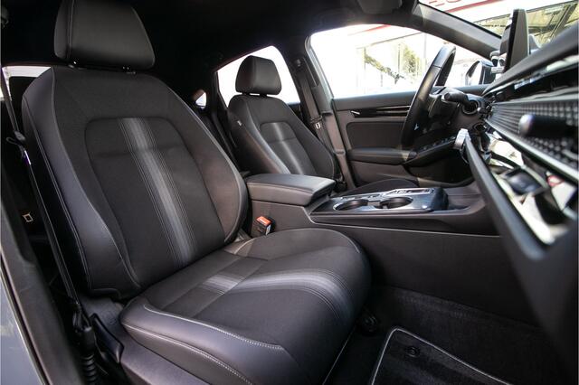 Honda CIVIC 2.0 e:HEV Sport - 1e Eig | Honda Sensing | Fabr. garantie | Apple carplay / Andr. Auto