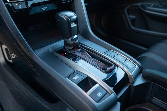 Honda CIVIC 1.0i VTEC EXECUTIVE SPORTPACK - AUTOMAAT - PANORAMADAK - TREKHAAK - SPOILER