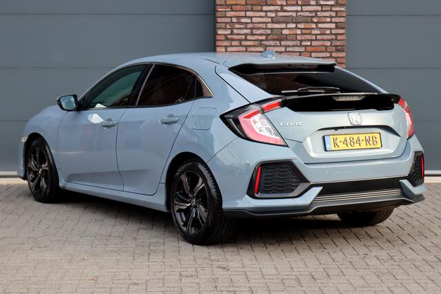 Honda CIVIC 1.0 i-VTEC Elegance | Adaptive Cruise Control | Stoelverwarming | Camera | Apple Carplay/Android Auto | Climate Control | DAB | Mistlampen |