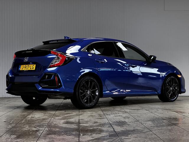 Honda CIVIC 1.0 i-VTEC Business Edition/ Zwarte Hemel!/ LED Koplampen/ Camera/ Apple+Android/ DAB+/ Lane-Assist/ 17''LMV/ Clima/ Navi/ Cruise.Adaptief/ Bluetooth/ Multi.LEDER.Stuur/ Elek.Pakket/ Isofix/ PDC V+A.