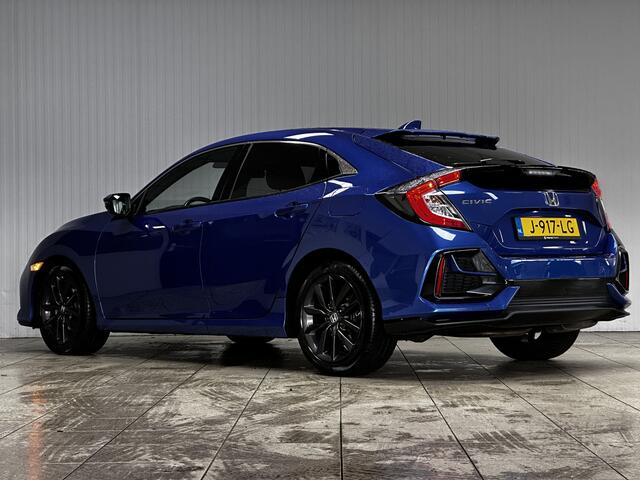 Honda CIVIC 1.0 i-VTEC Business Edition/ Zwarte Hemel!/ LED Koplampen/ Camera/ Apple+Android/ DAB+/ Lane-Assist/ 17''LMV/ Clima/ Navi/ Cruise.Adaptief/ Bluetooth/ Multi.LEDER.Stuur/ Elek.Pakket/ Isofix/ PDC V+A.