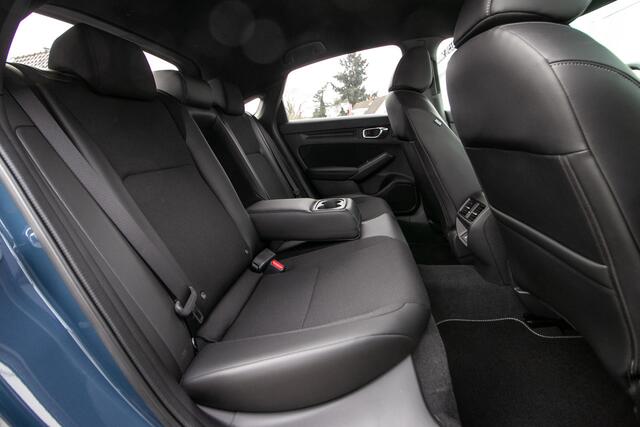 Honda CIVIC 2.0 e:HEV Sport - Cons.prijs rijklr | Honda Sensing | Appl cp/Android auto