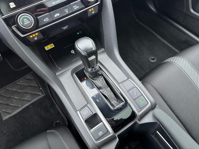 Honda CIVIC 1.5 i-VTEC Prestige Pano | Camera | Navi |