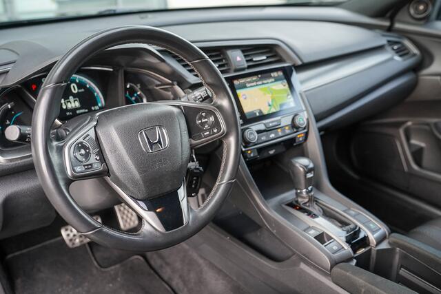 Honda CIVIC 1.0i VTEC ELEGANCE TURBO - AUTOMAAT - NAVIGATIE - CAMERA