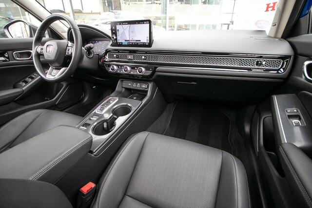 Honda CIVIC 2.0 e:HEV Advance Hybrid - All season | Trekhaak | Eerste eig. | Schuifdak