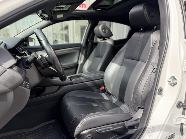 Honda CIVIC 1.5 i-VTEC Prestige | GEEN AFLEVERKOSTEN | Schuif-/kanteldak, Parkeersensoren, Navigatie