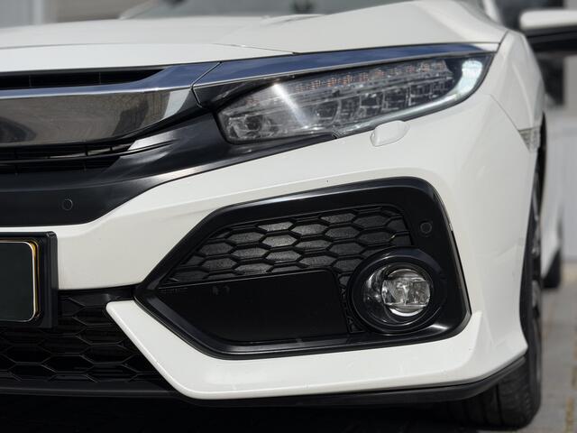 Honda CIVIC 1.5 i-VTEC Prestige | GEEN AFLEVERKOSTEN | Schuif-/kanteldak, Parkeersensoren, Navigatie