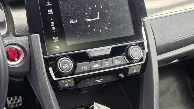 Honda CIVIC 1.0 i-VTEC Executive | NAP | Pano | Cruise | Navigatie | ACC | Keyless | Stoelverwarming | Camera | Trekhaak