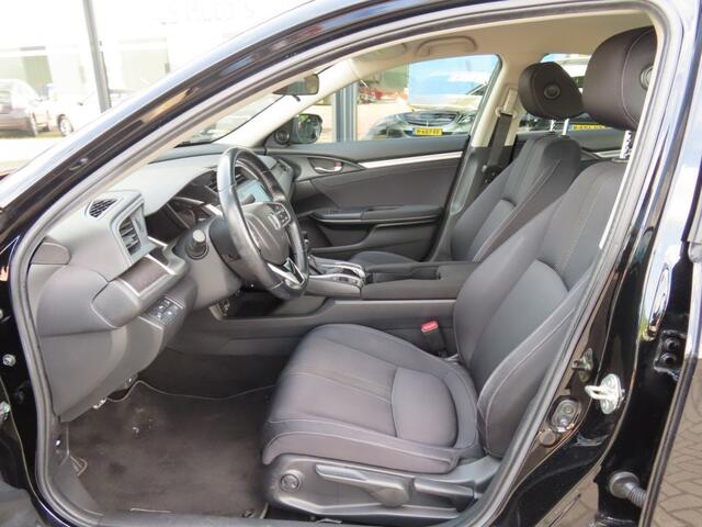 Honda CIVIC 1.5 I-VTEC Elegance 182 Pk Ecc Acc Navi 2x Pdc 2018