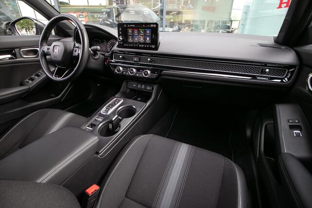 Honda CIVIC 2.0 e:HEV Sport - Navi | Camera | Ducktail spoiler