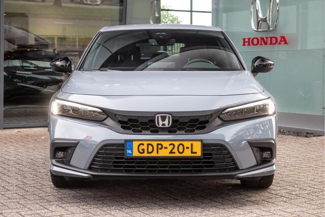 Honda CIVIC 2.0 e:HEV Sport - Navi | Camera | Ducktail spoiler