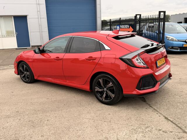Honda CIVIC 1.0 i-VTEC 130 PK Elegance, 6-BAK, AIRCO(CLIMA), CRUISE CONTROL, STOELVERWARMING, ACHTERUITRIJCAMERA, PARKEERSENSOREN V+A, GROOT NAVI, BLUETOOTH-MULTIMEDIASYSTEEM, 4X ELEK-RAMEN, ISOFIX, LM-VELGEN, CENT-VERGRENDELING