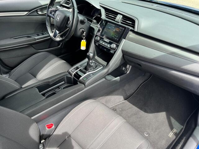 Honda CIVIC 1.0 i-VTEC Elegance | A.CAMERA | ADAPTIVE CRUISE CONTROLE | APPLE CARPLAY/ANDROID AUTO | STOELVERWARMING | NAVIGATIE | NED.AUTO | DEALER ONDERHOUDEN | 1e EIGENAAR |