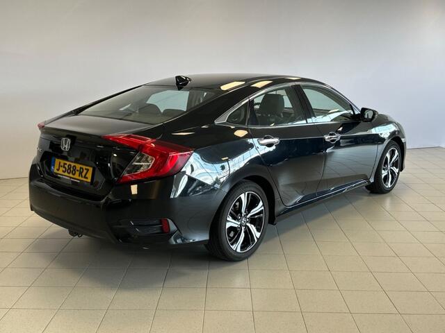 Honda CIVIC 1.5 I-VTEC ELEGANCE