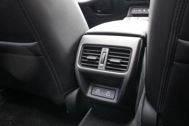 Honda CIVIC 2.0 e:HEV Advance - Cons. prijs rijklaar | Schuifdak | Navi | Leder