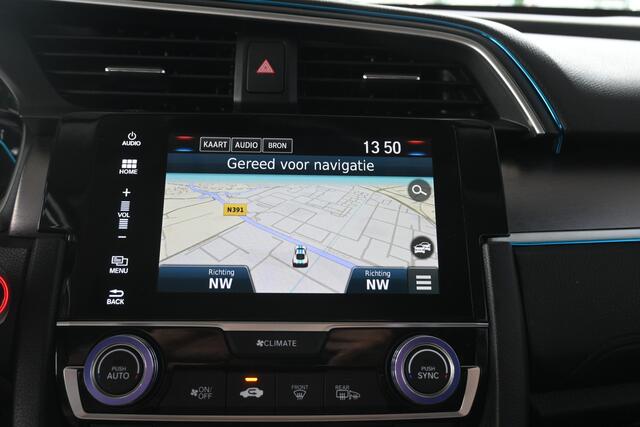 Honda CIVIC 1.5 i-VTEC Executive Automaat Cruise control Clima Navigatie Schuifdak Stoelverwarming Leder Inruil Mogelijk!