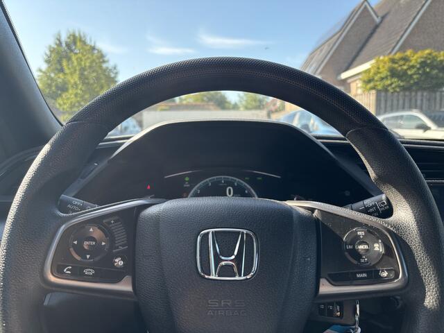 Honda CIVIC 1.0 i-VTEC Comfort Carplay / Trekhaak / Adap. Cruise control